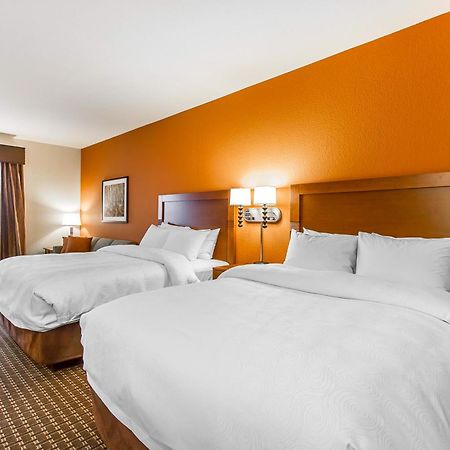 Mainstay Suites Stanley Quarto foto
