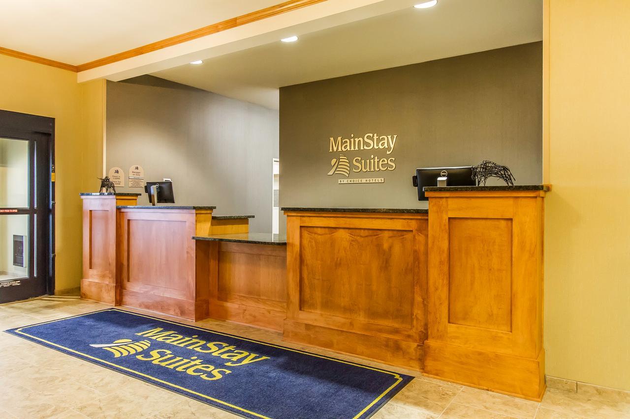 Mainstay Suites Stanley Exterior foto